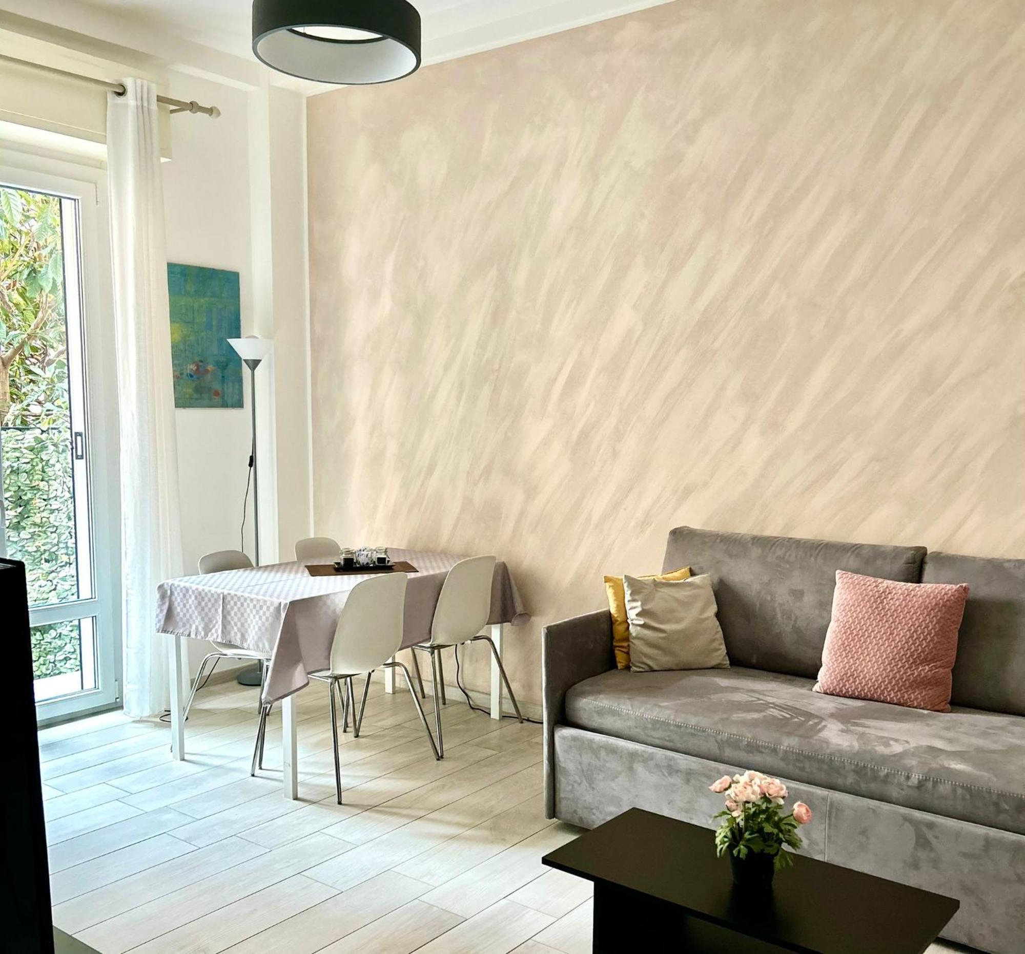 Lovely 2 Room Apartment With Small Garden Milano Dış mekan fotoğraf