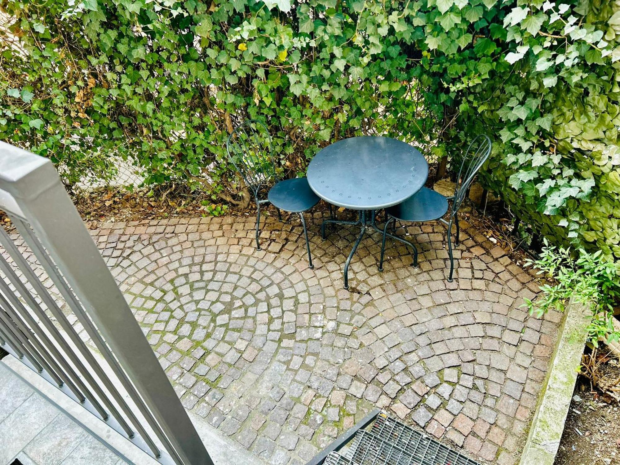 Lovely 2 Room Apartment With Small Garden Milano Dış mekan fotoğraf